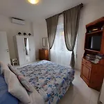 Pied A Terre Nr.5
