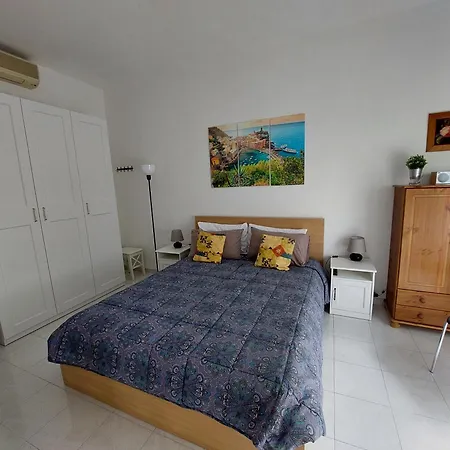 Pied A Terre Nr.5 *