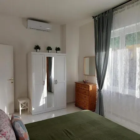 Pied A Terre Nr.5 דירה *